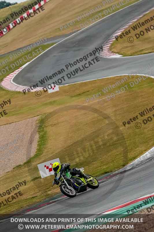 donington no limits trackday;donington park photographs;donington trackday photographs;no limits trackdays;peter wileman photography;trackday digital images;trackday photos